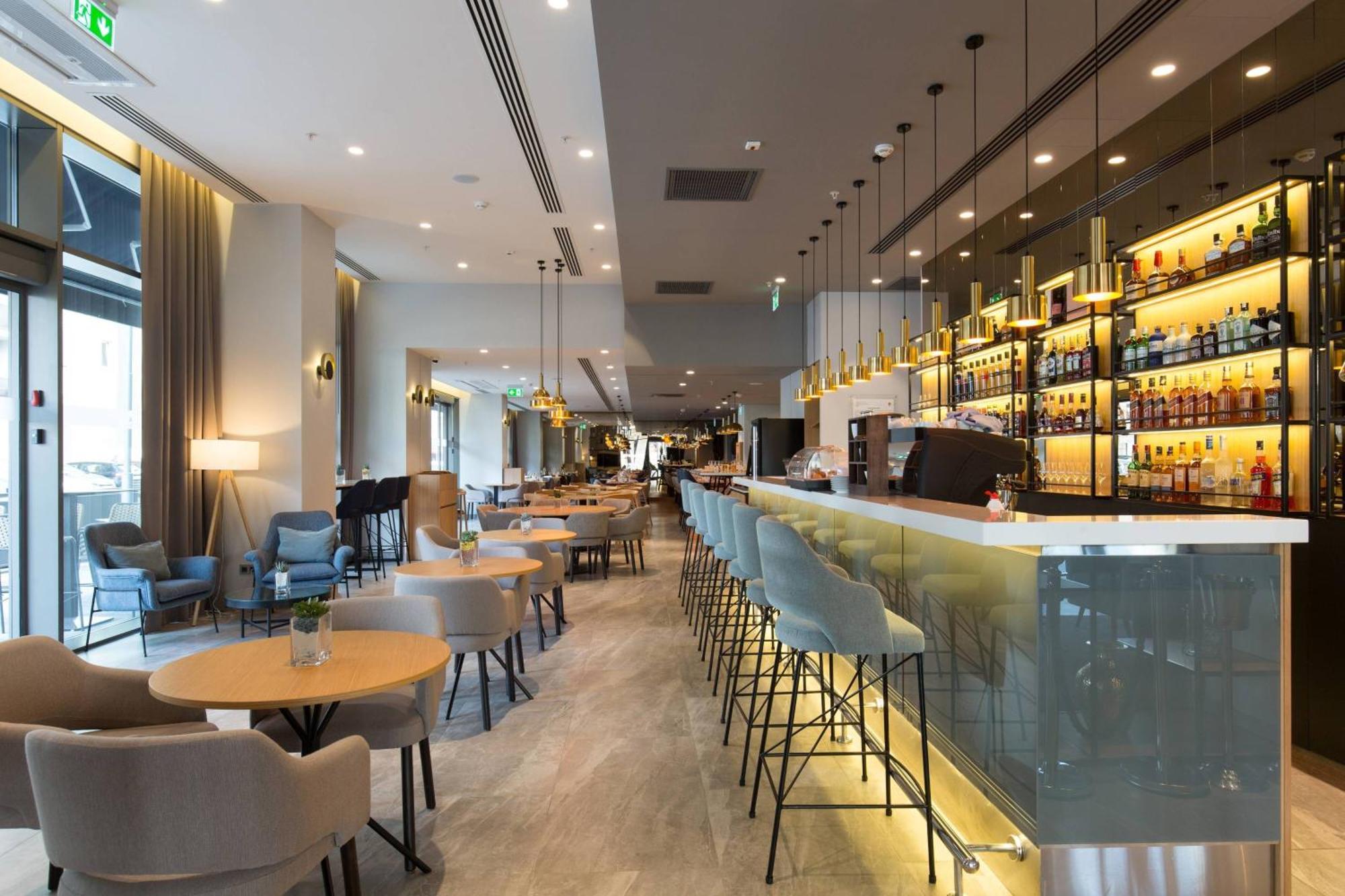 Hotel Courtyard By Marriott