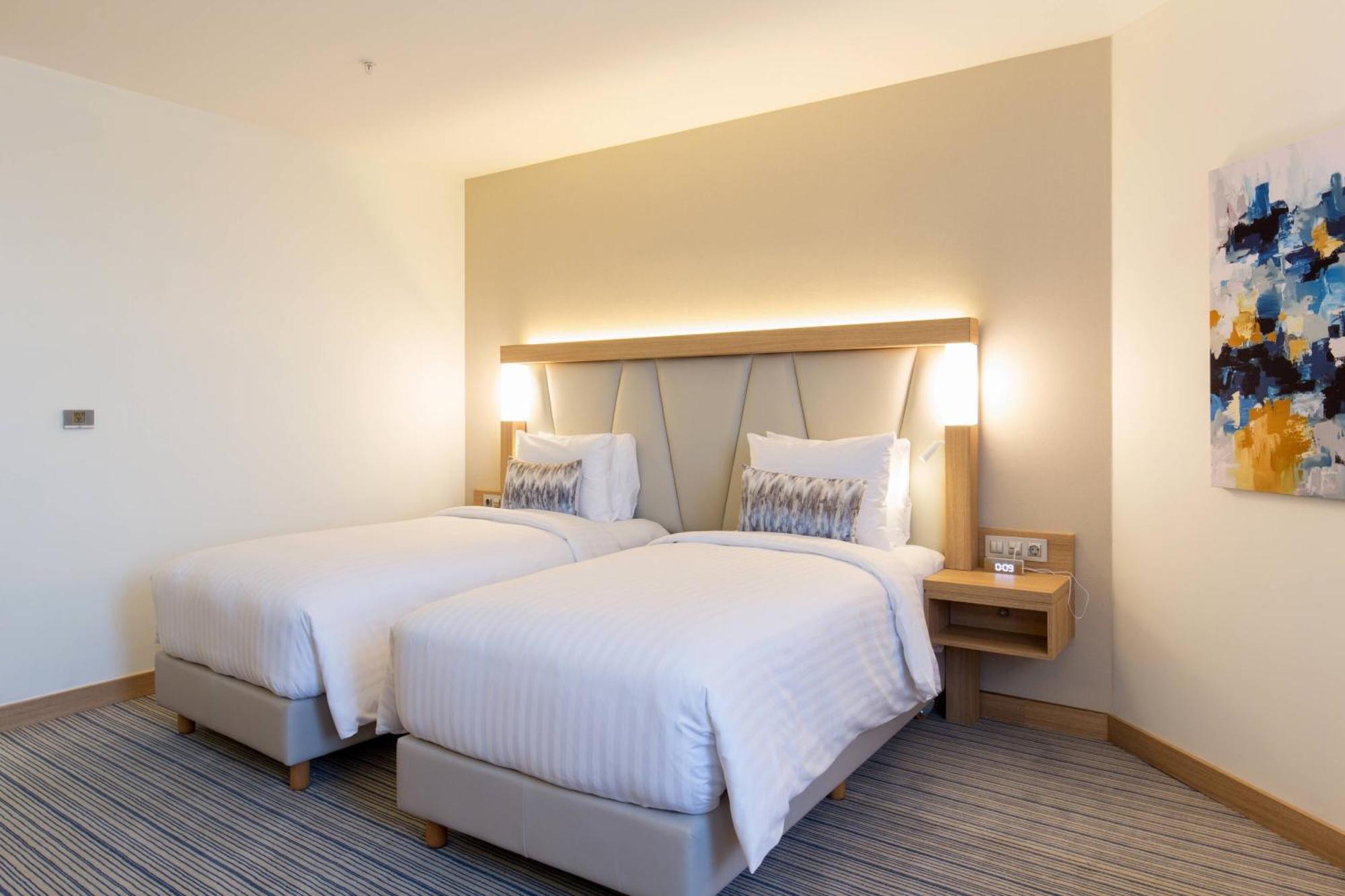 Courtyard By Marriott Hotel 4*